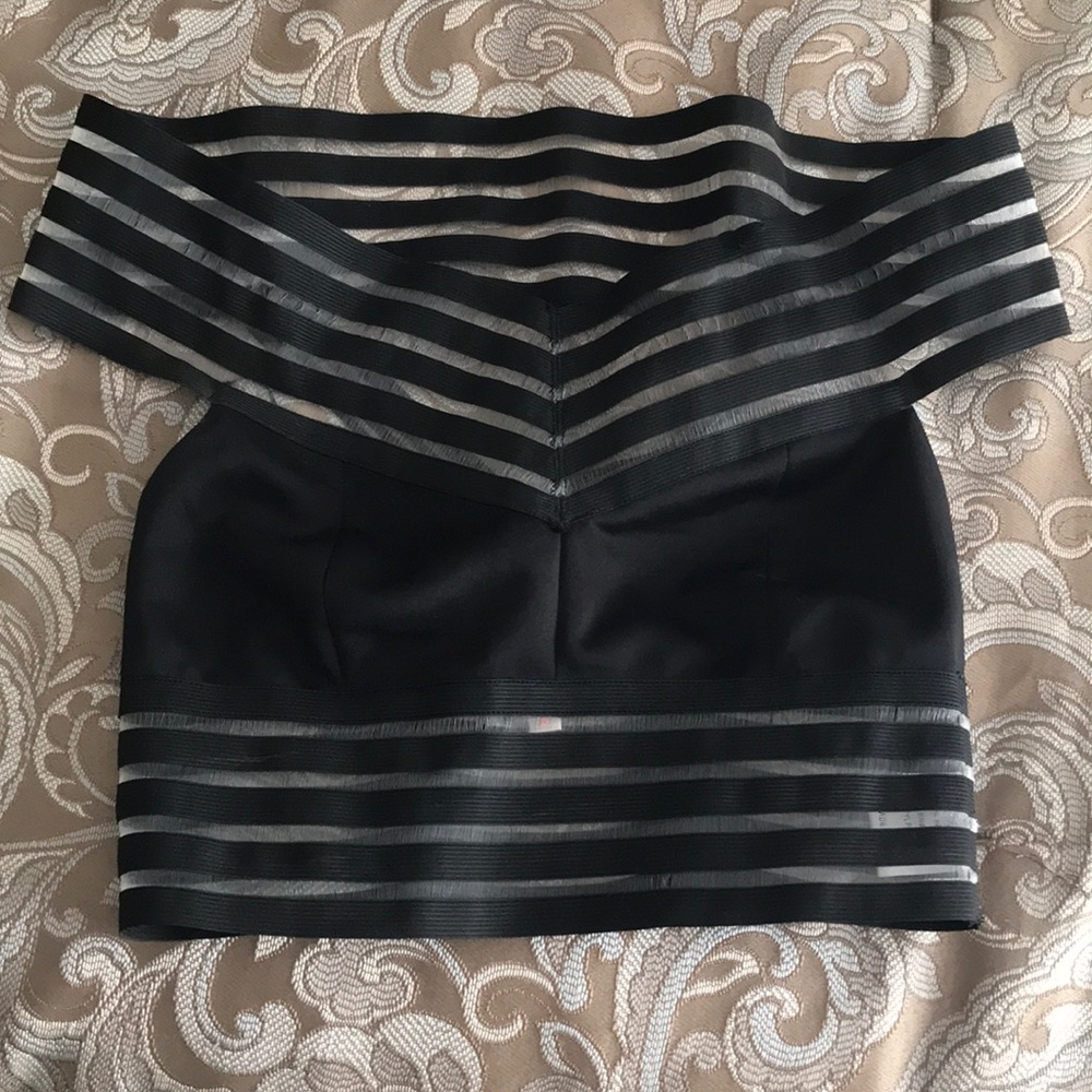 Over the shoulder crop top